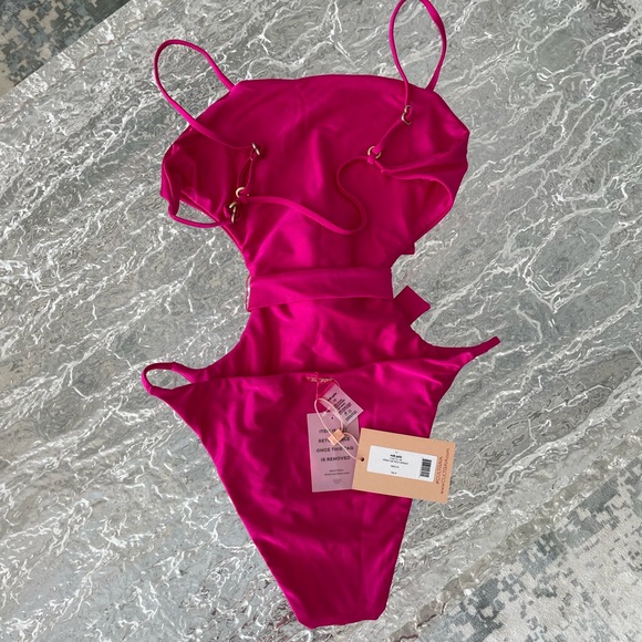 Cult Gaia Gemma swimsuit - Picture 5 of 8
